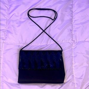 Black cross body bag (new no tags)